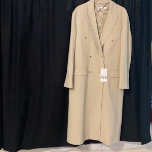 Zara long coat fit for L